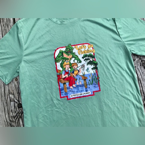 2/$10 Mens M Graphic Let’s Go Fishing Funny Novelty Print Tee Top Tshirt - Picture 2 of 10